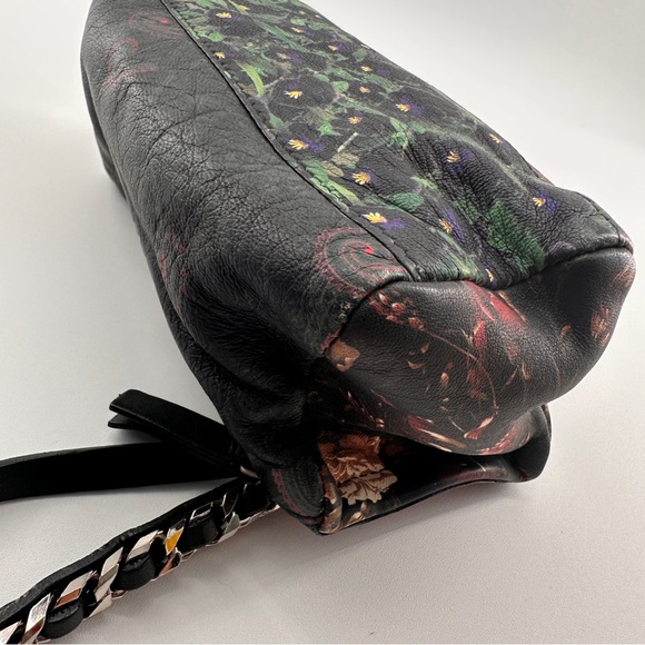 GIVENCHY 
Rubber Effect Calfskin Floral Print Pandora Wristlet Black Multicolor - Picture 10 of 16